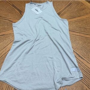 NWT, Gymshark, Perforated Longline Tank, Gray, Size Large - Rare!